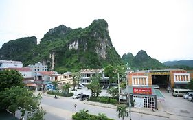 Sky Hotel Phong Nha